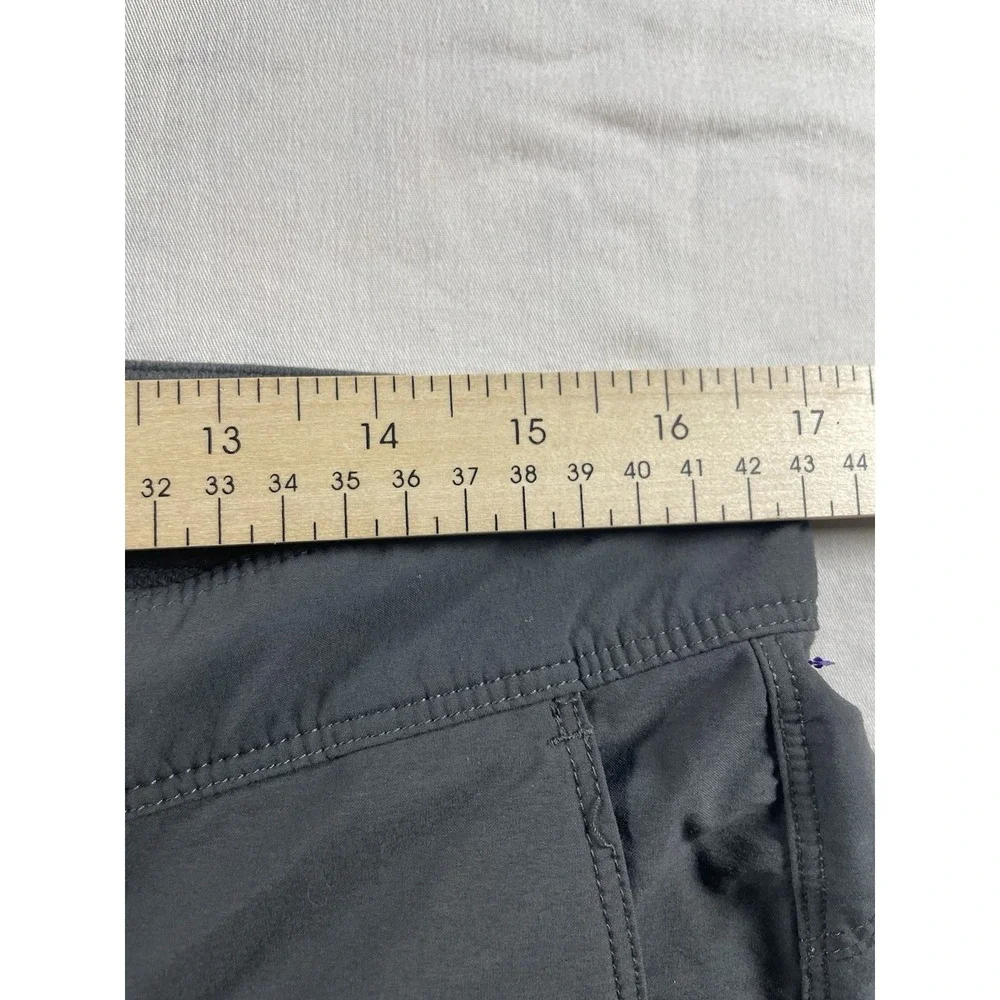 The North Face Gray Cargo Pants Size 34 Hiking Pants Outdoors Casual
